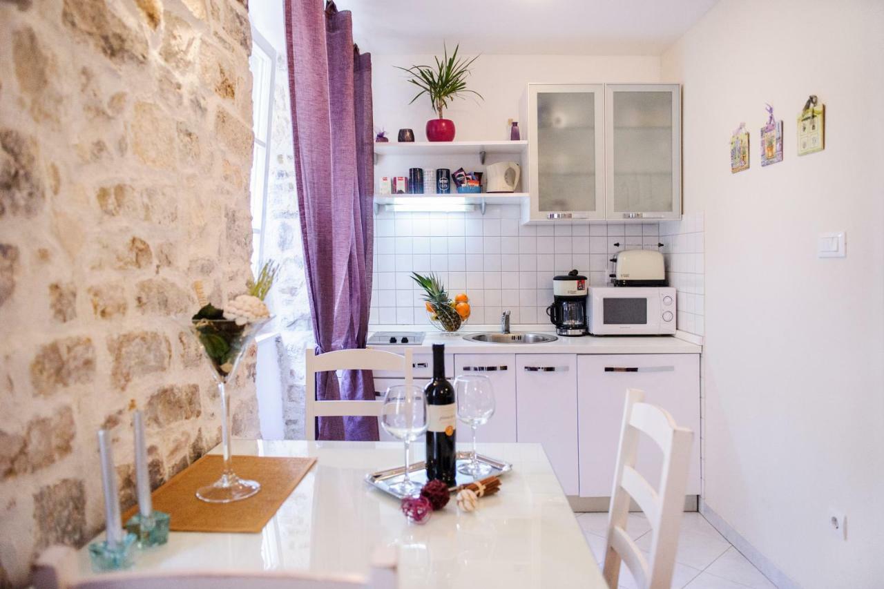 Peristil Cardo Apartman